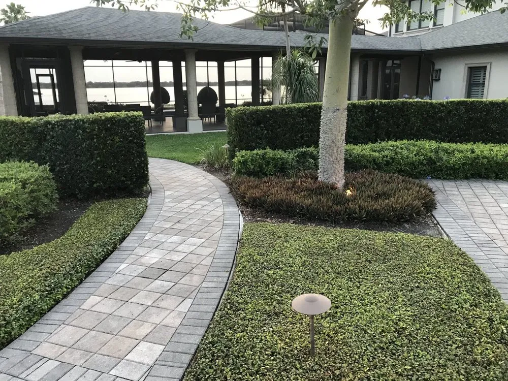 Expert lawn mowing service near you across Orlando, FL - Fresh Look Landscaping & Maintenance