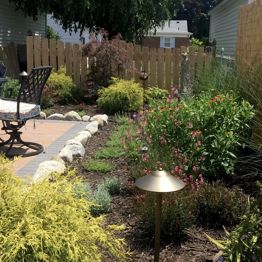 Affordable yard maintenance experts serving Dearborn, MI - Fresh Looks Landscaping