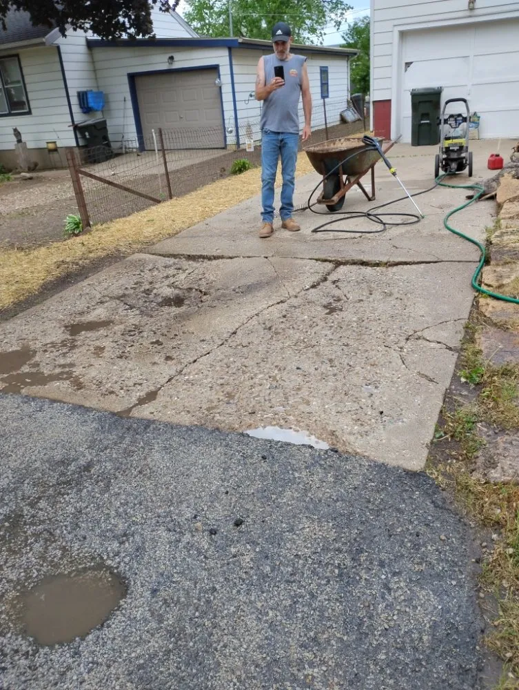 Affordable outdoor landscaping experts serving Sterling, IL - Fresh Looks