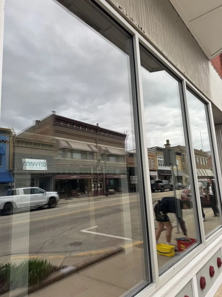 Top-rated garden landscaping experts serving East Troy, WI - Fresh Property Services