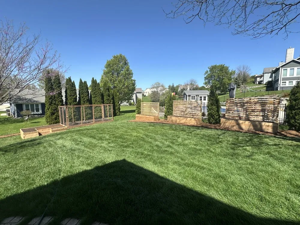 Reliable garden landscaping for beautiful yards across Pewaukee, WI - Fresh Roots
