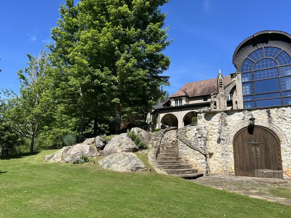 Expert lawn mowing service experts serving Pickens, SC - Fresh Start Landscape