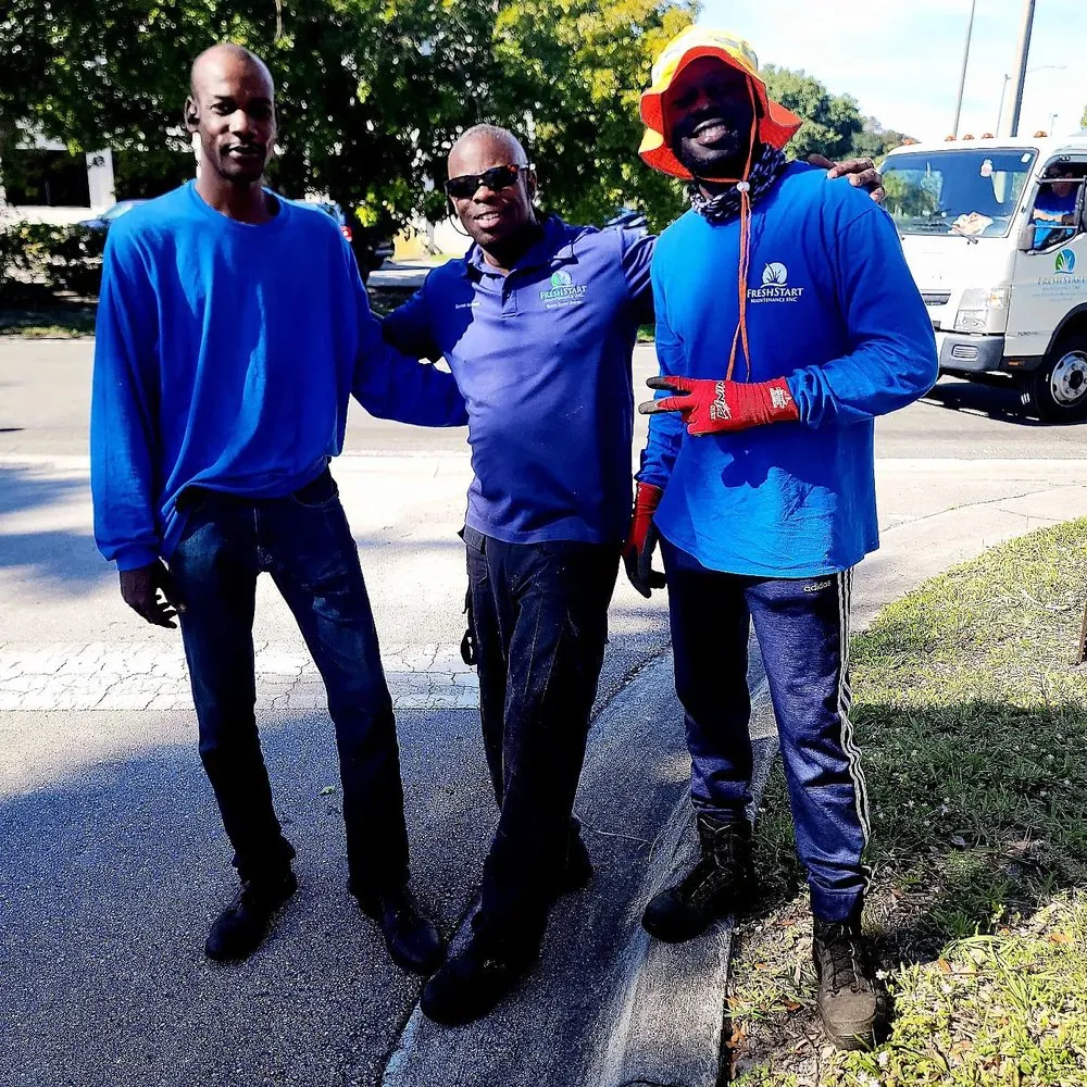 Affordable landscaping services experts serving West Palm Beach, FL - Fresh Start Maintenance