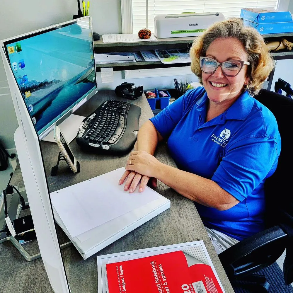 Professional yard cleanup service in West Palm Beach, FL - Fresh Start Maintenance