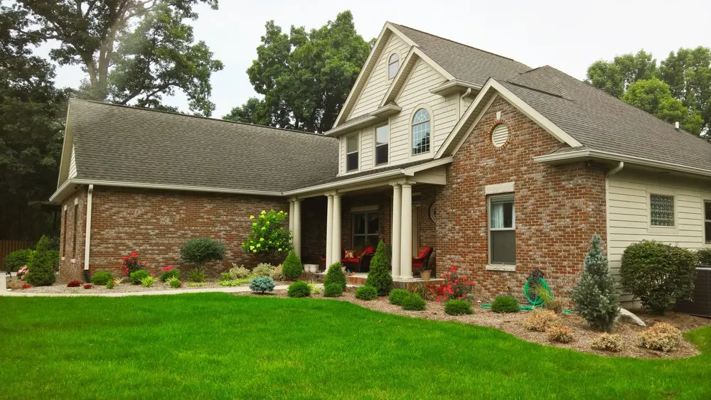 Local landscape installation experts serving St. Louis, MO - Fresh Start Outdoors