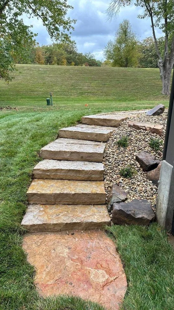 Professional lawn care service in St. Louis, MO by Fresh Start Outdoors