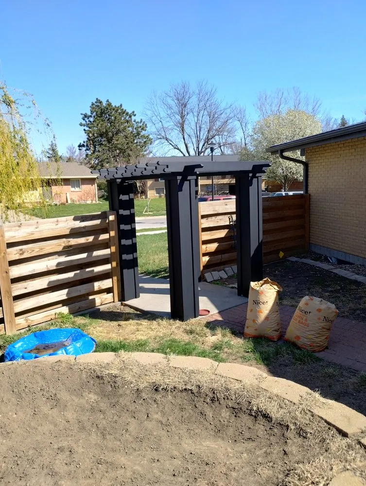 Expert yard maintenance in Lincoln, NE - Fresh Start Painting