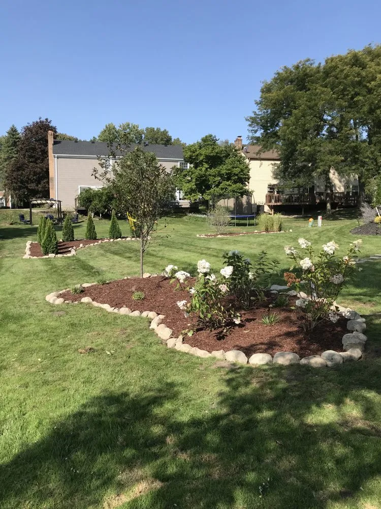 Custom garden landscaping for beautiful yards across Utica, MI - Fresh Water Landscaping & Design's