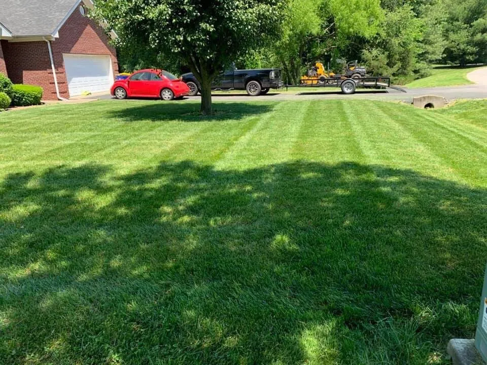 Top-rated landscape design experts serving Bowling Green, KY - FreshCut Lawn & Landscaping