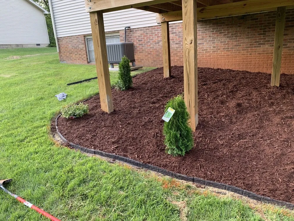 Custom outdoor landscaping with custom design in Bowling Green, KY by FreshCut Lawn & Landscaping