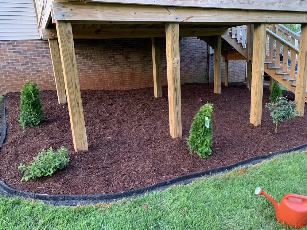 Affordable residential landscaping experts serving Bowling Green, KY - FreshCut Lawn & Landscaping