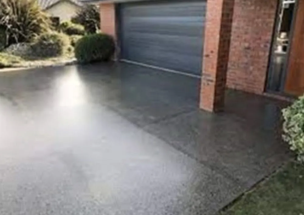 Professional landscaping services in Kyle, TX by Freshcutz Fence and Masonry