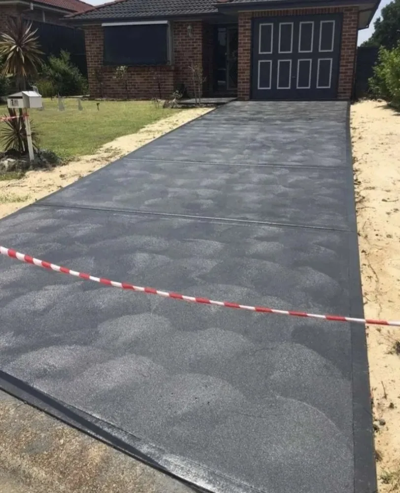 Expert lawn mowing service in Kyle, TX - Freshcutz Fence and Masonry