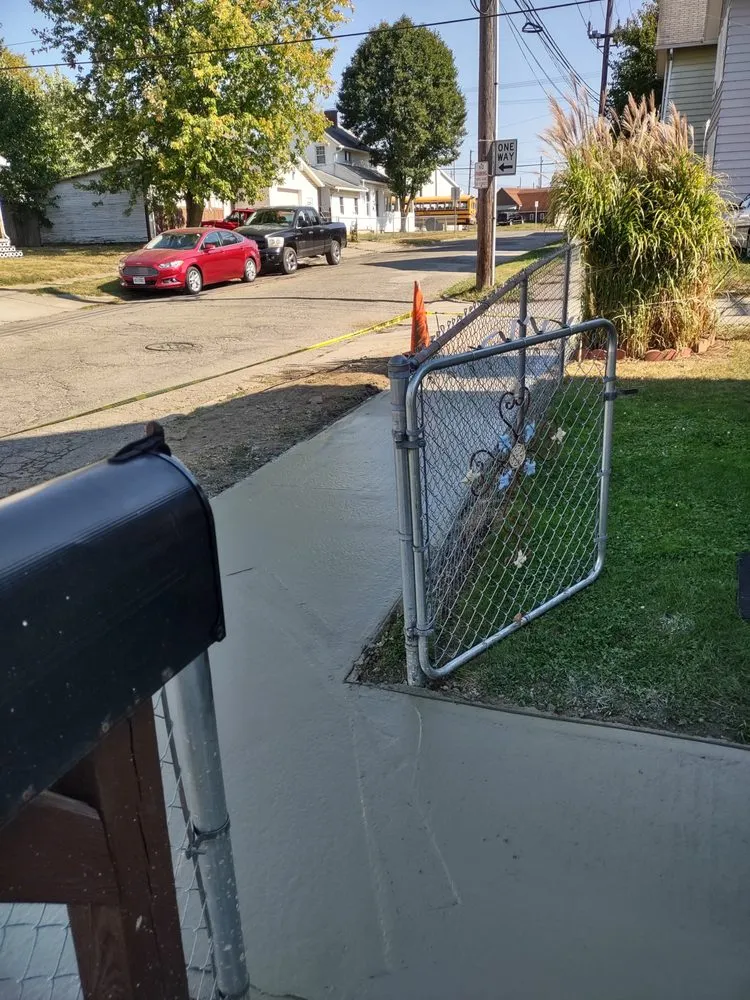 Affordable garden landscaping with custom design across Newark, OH - Freshlook Home & Lawn