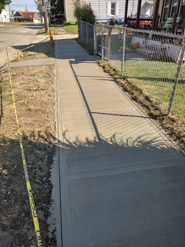 Reliable lawn care service for residential properties across Newark, OH - Freshlook Home & Lawn