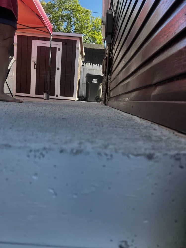 Expert yard cleanup service for beautiful yards across Newark, OH - Freshlook Home & Lawn