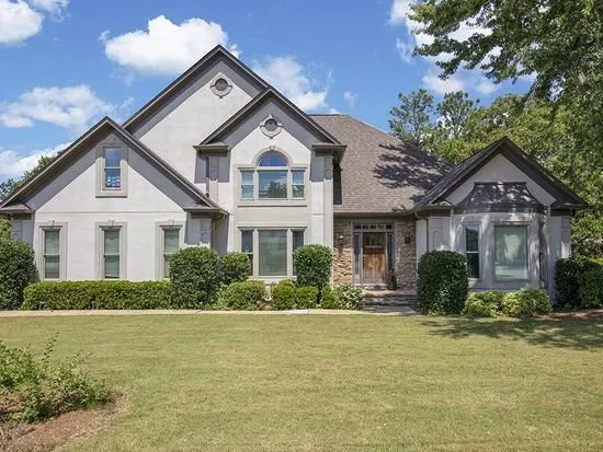 Affordable lawn care service in Villa Rica, GA by Freshly Cut Lawn Care Services