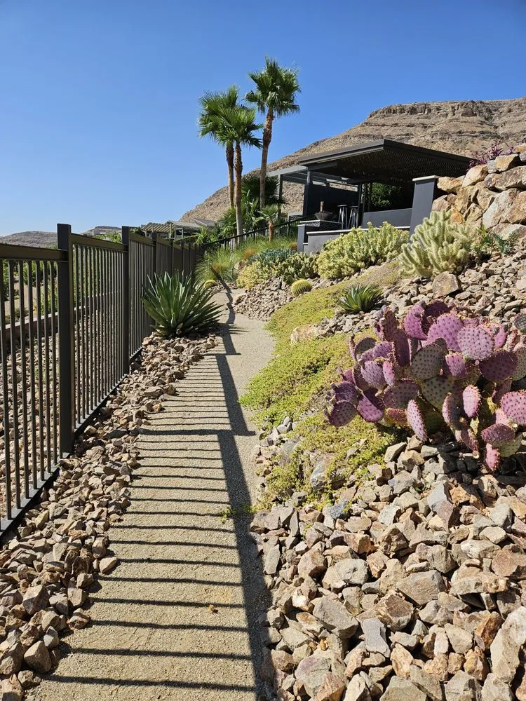 Custom lawn care service experts serving Las Vegas, NV - FreshStart Landscaping