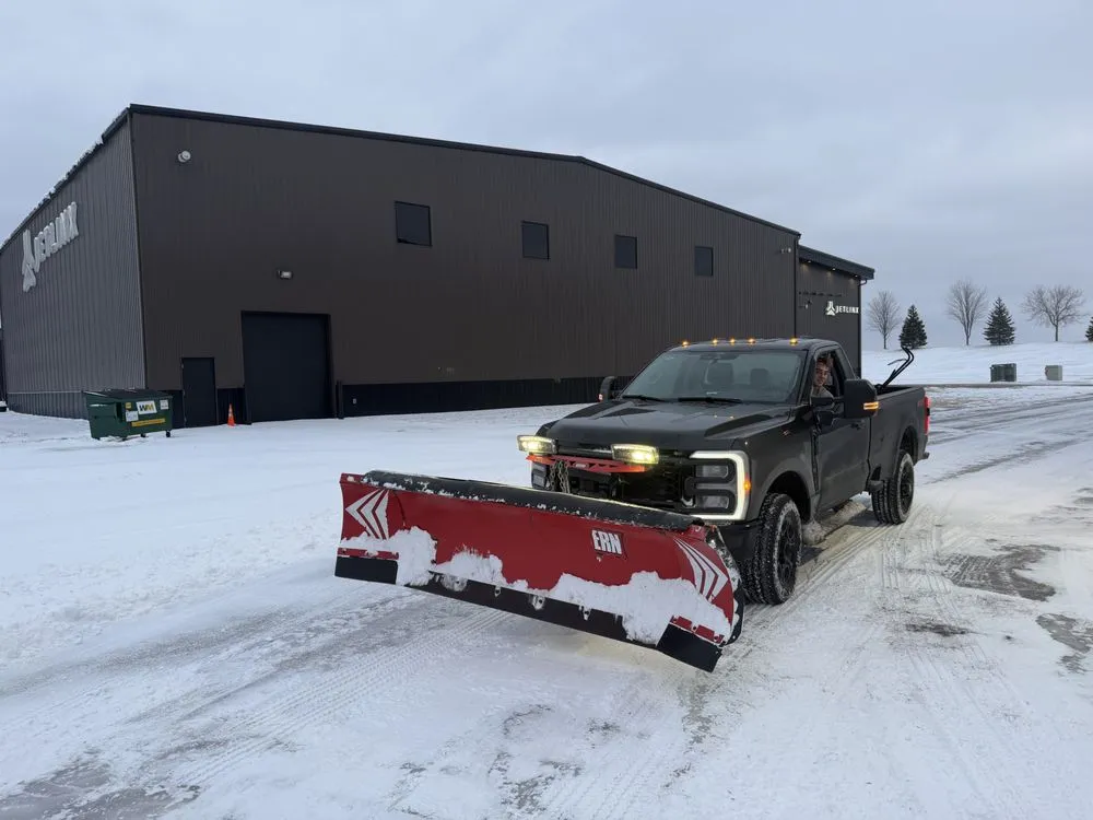 Local garden landscaping experts serving Wayzata, MN - Freshwater Landscaping