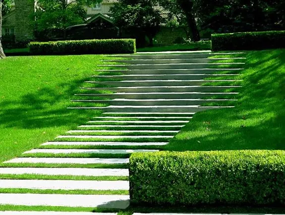 Top-rated yard cleanup service in Victoria, MN by Frey Landscape Design