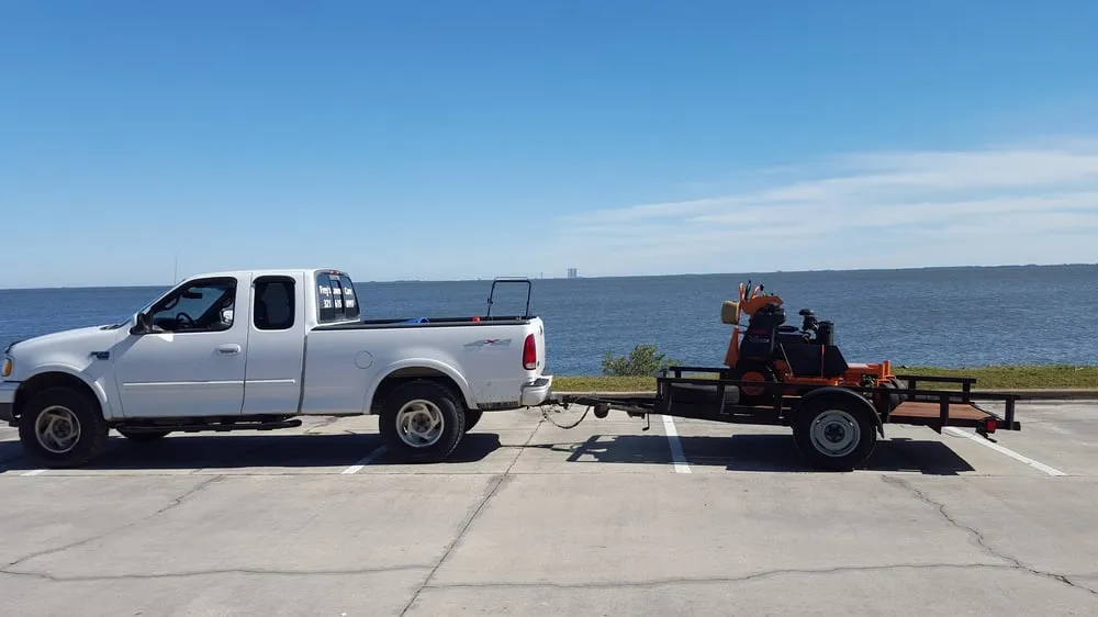 Expert lawn mowing service in Melbourne, FL by Freys Lawn Care service