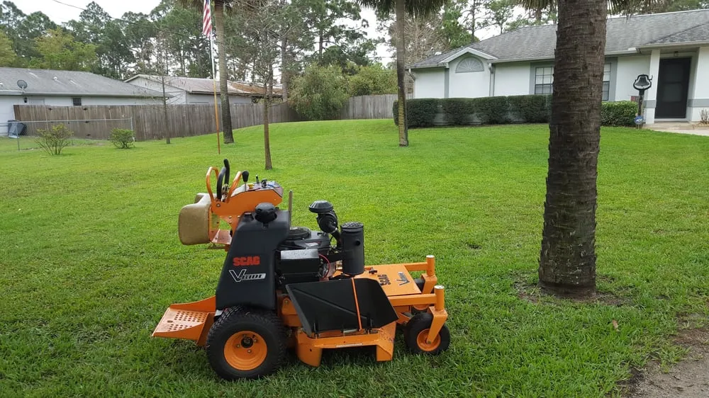 Custom outdoor landscaping in Melbourne, FL by Freys Lawn Care service