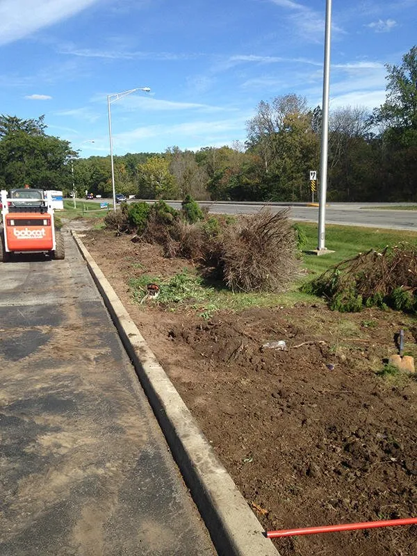 Expert garden landscaping experts serving Fort Wayne, IN - Friar Enterprises