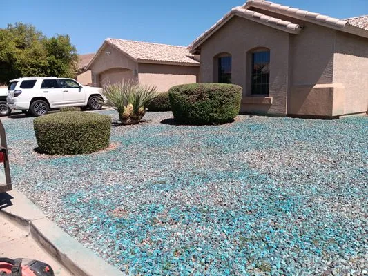 Friellos Landscaping and Maintenance Logo