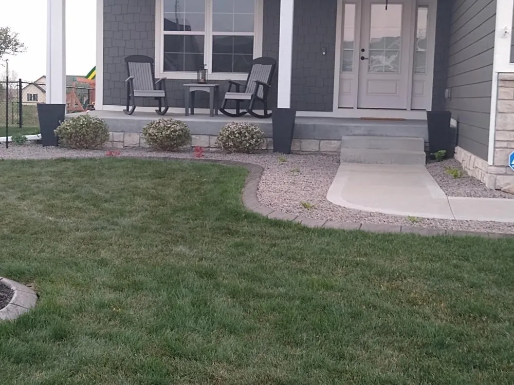 Top-rated lawn mowing service experts serving Des Moines, IA - Friend Landscaping