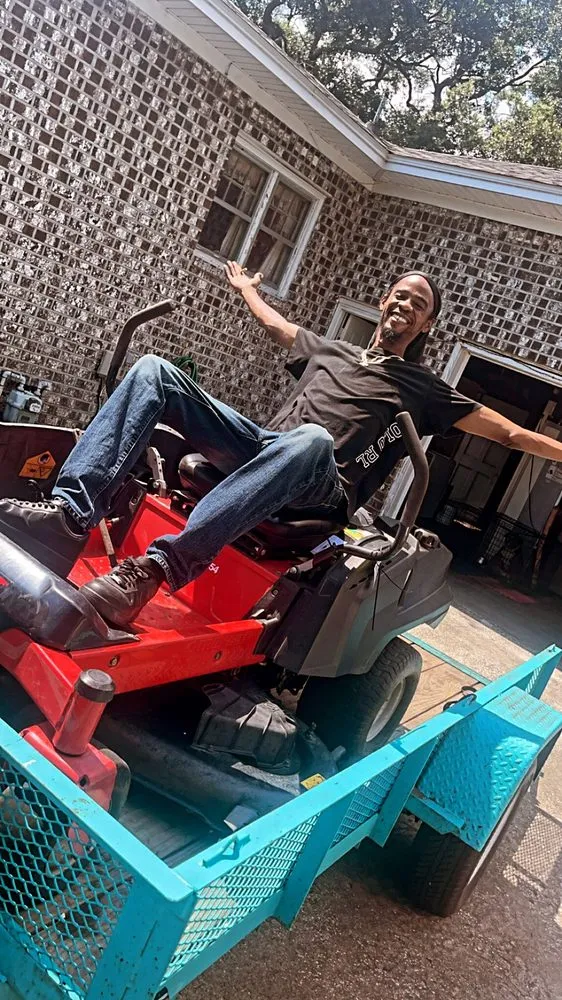 Trusted residential landscaping in North Charleston, SC - Friendly Neighbor Lawn Care