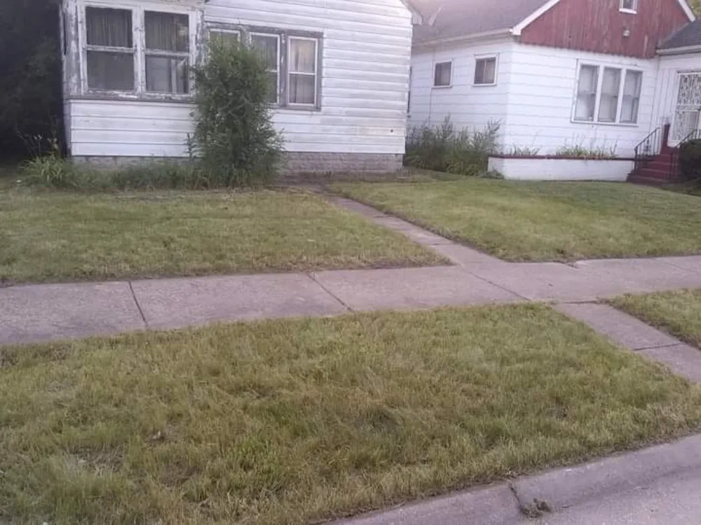 Top-rated yard cleanup service in Gary, IN by Friendly Neighbors Handyman and Landscaping