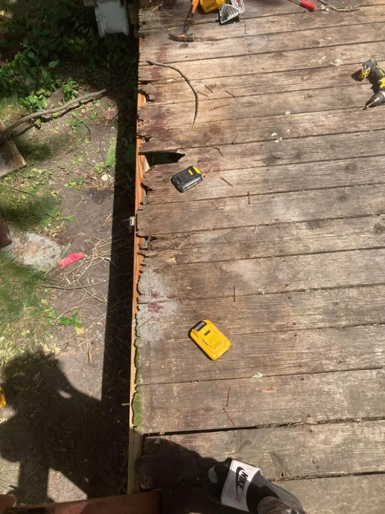 Professional garden landscaping in Gary, IN by Friendly Neighbors Handyman and Landscaping