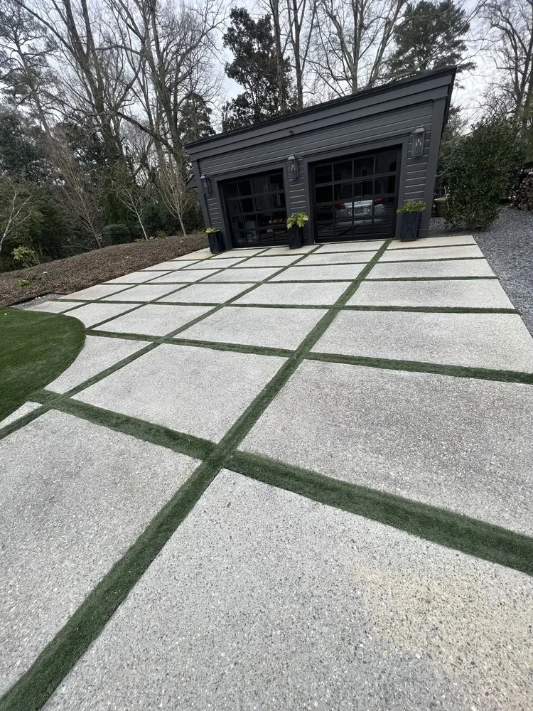 Trusted garden landscaping for homes in Atlanta, GA by Friendly Robles