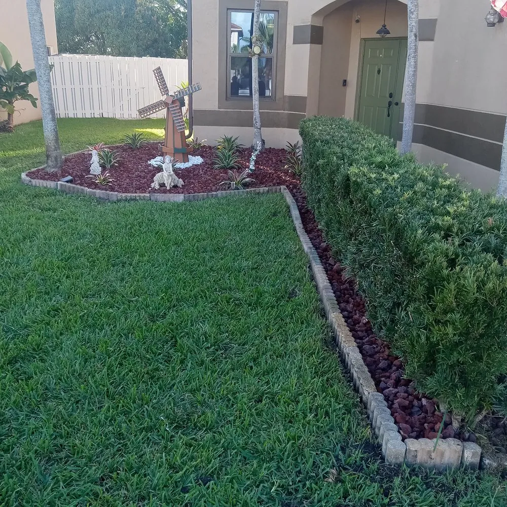 Affordable yard cleanup service near you across Miami, FL - Friends Lawn Service