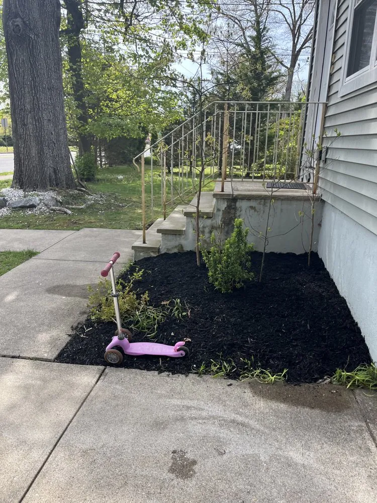 Professional residential landscaping in Morristown, NJ by Friends