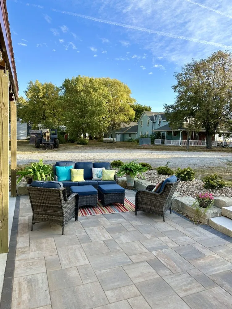 Custom yard maintenance with custom design in Lincoln, NE by Friesen Landscaping