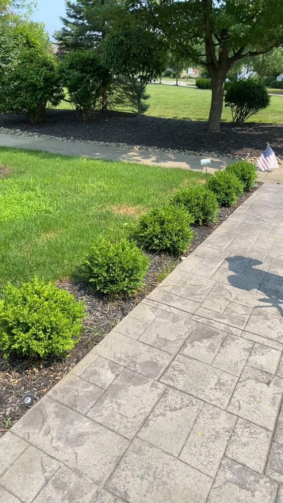 Affordable residential landscaping experts serving Coraopolis, PA - Frisco's Landscaping