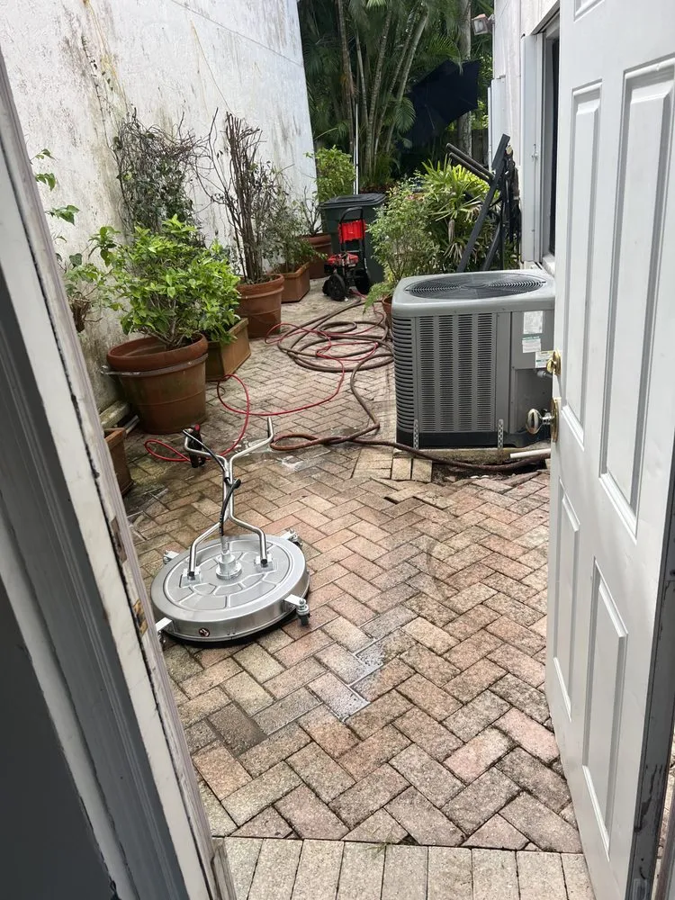 Expert yard maintenance in Boca Raton, FL - Fritz Landscaping