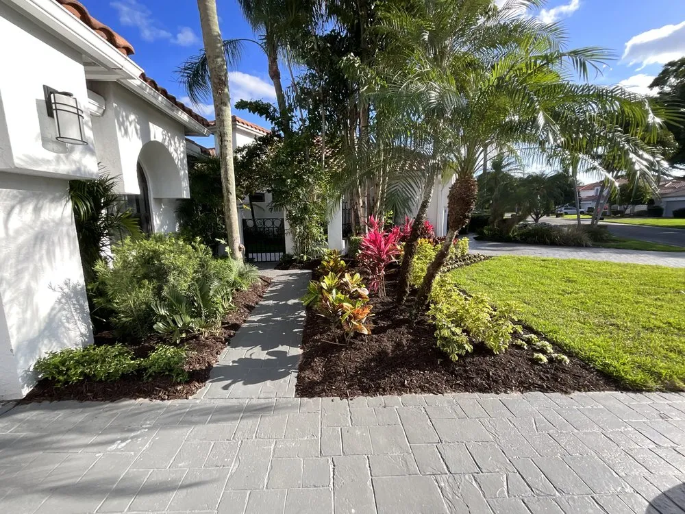 Top-rated yard cleanup service near you in Boca Raton, FL by Fritz Landscaping