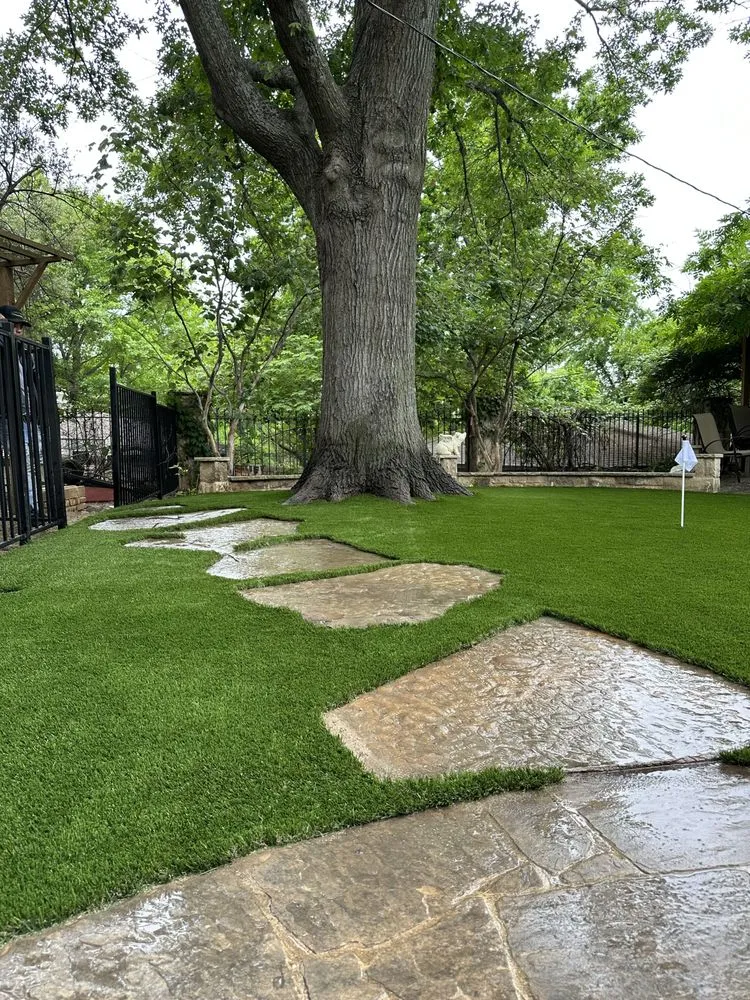 Top-rated lawn care service with custom design in Heath, TX by FROG PROPERTIES