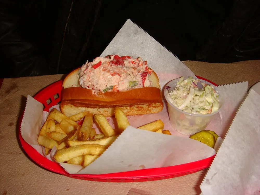 Professional residential landscaping for year-round maintenance across Heath, TX - FROG PROPERTIES