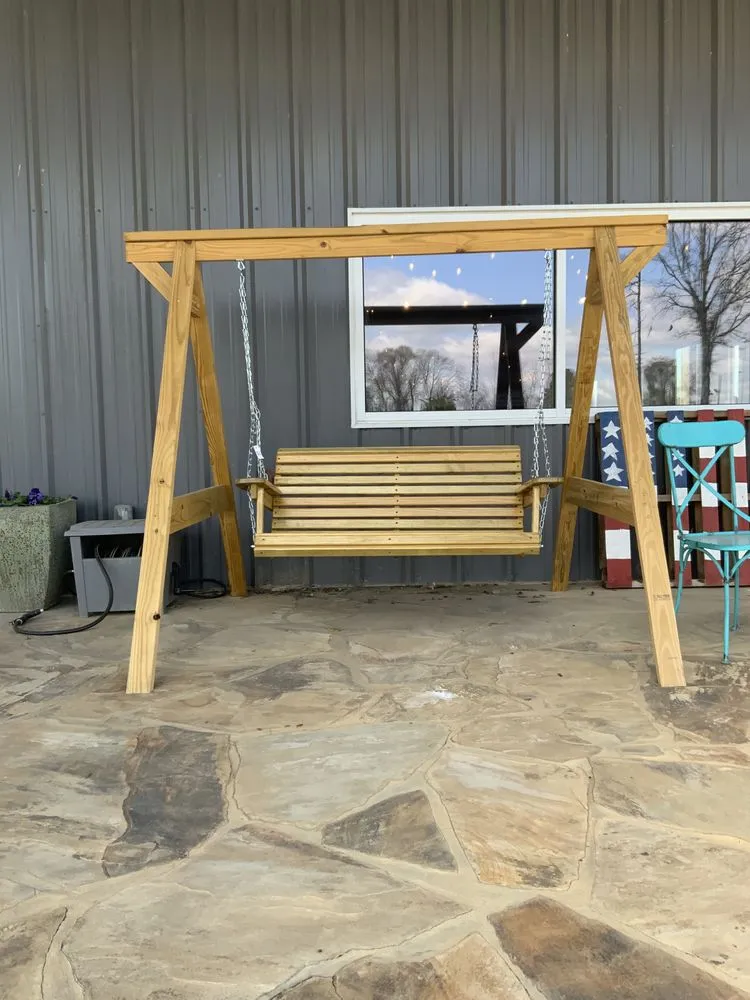 Custom residential landscaping in Pike Road, AL by Froggy Bottom Materials