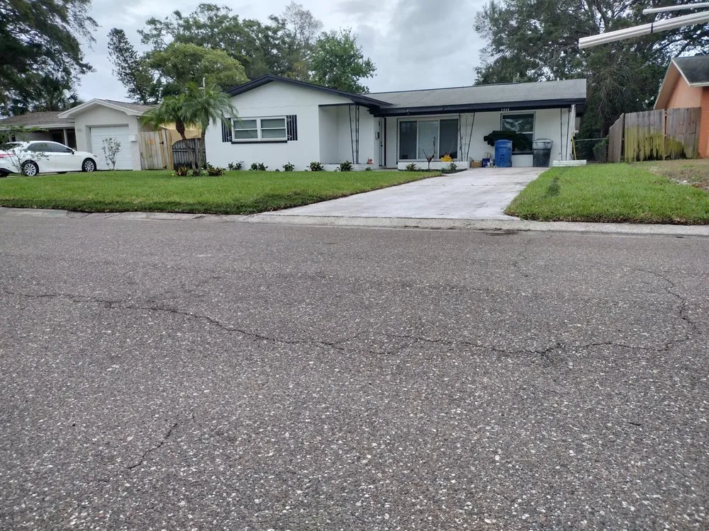 Custom lawn care service in Pinellas Park, FL - From The Dirt Lawns and Landscaping