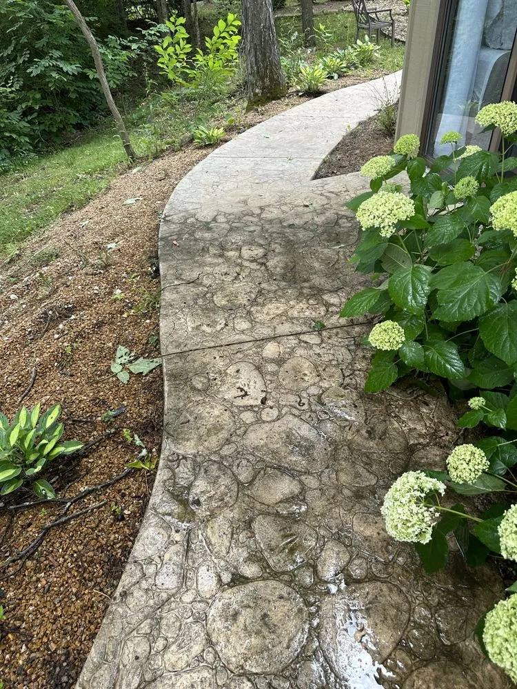 Top-rated residential landscaping for residential properties across Independence, KY - From the ground up