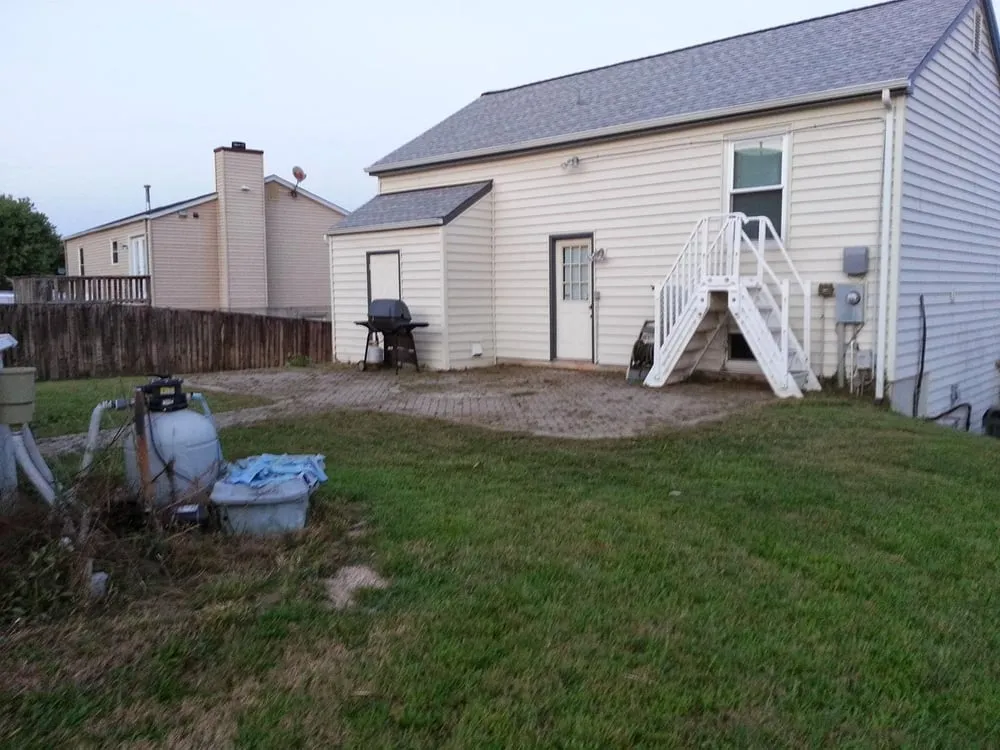 Affordable garden landscaping for homes in Dumfries, VA by From The Ground Up Landscaping & Hauling