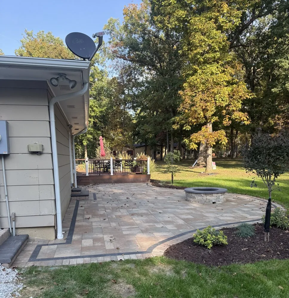 Reliable outdoor landscaping for outdoor upgrades in Columbia, MO by Frontier Landscaping Services