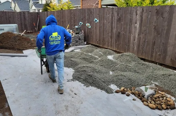 Frontier Landscaping Logo