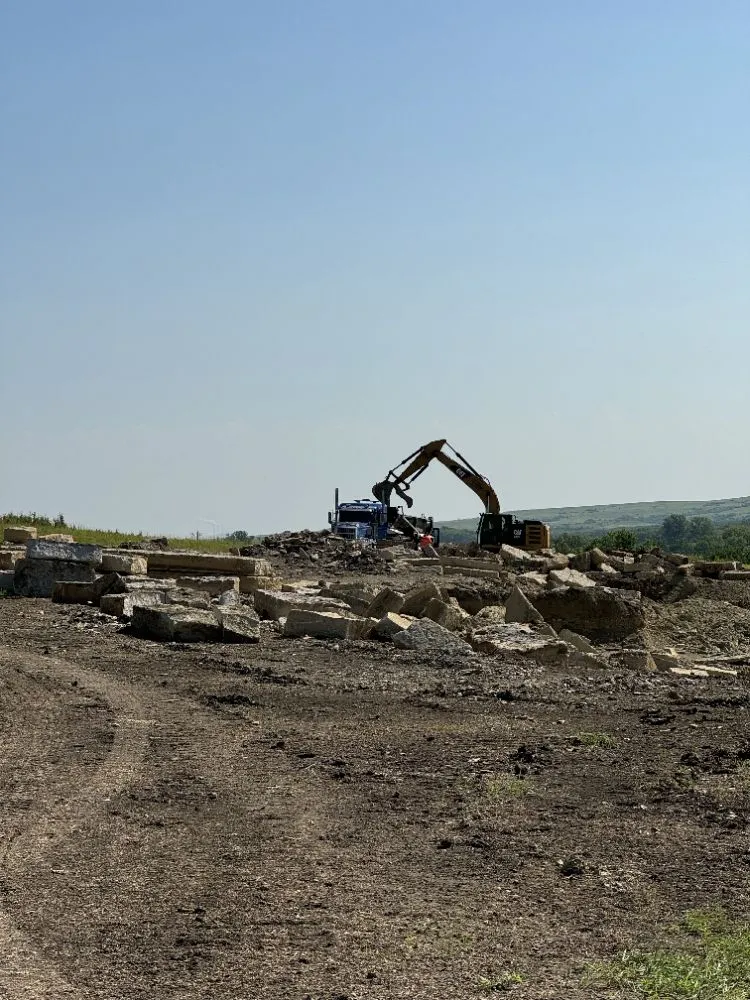 Professional landscape design for year-round maintenance in Alma, KS by Frontier Native Stone