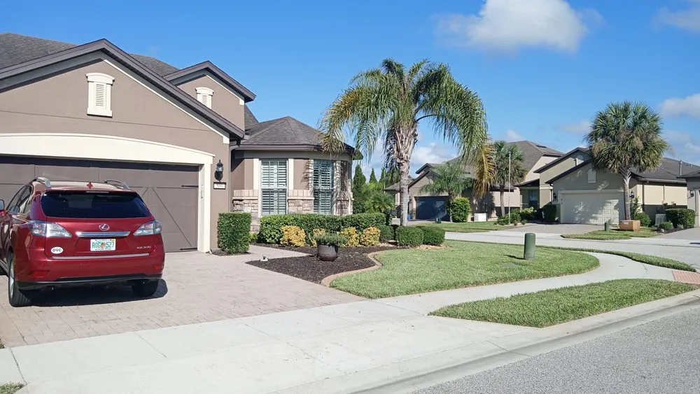 Trusted outdoor landscaping in BVL, FL - Frontline Cuts And Maintenance