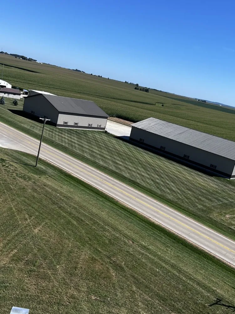 Expert landscape design experts serving Lanark, IL - Frontyard Fades